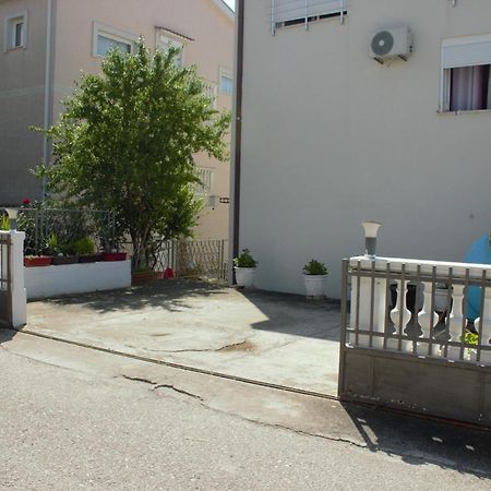 Studio Apartments Jupo Ulcinj Eksteriør bilde