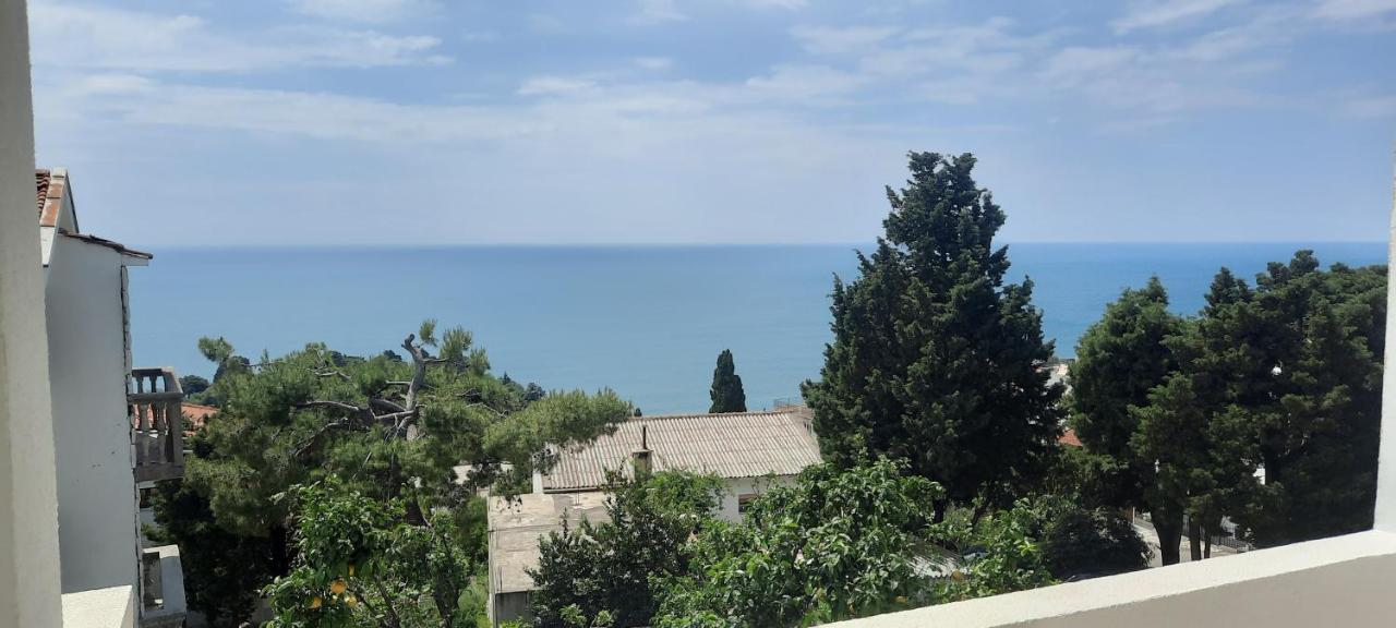 Studio Apartments Jupo Ulcinj Eksteriør bilde