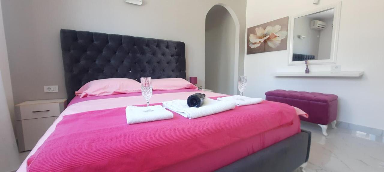 Studio Apartments Jupo Ulcinj Eksteriør bilde