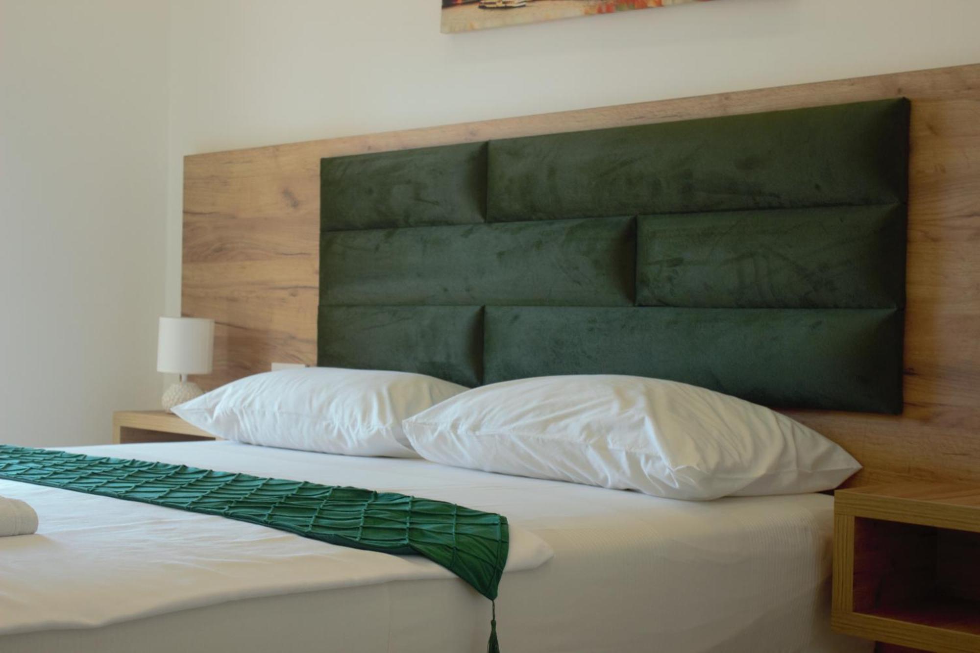 Studio Apartments Jupo Ulcinj Eksteriør bilde